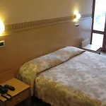 Ξενοδοχείο Lanterna 2*