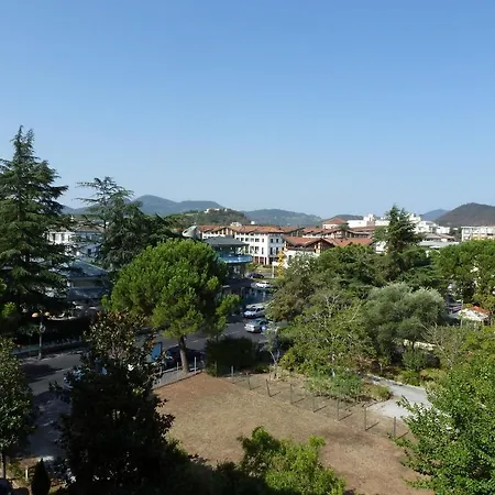 Hotel Lanterna 2*