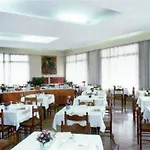 Hotel Lanterna 2*