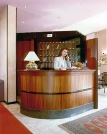 Lanterna Hotel 2*