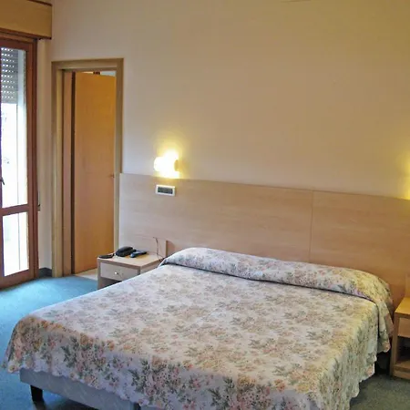 Ξενοδοχείο Lanterna 2*